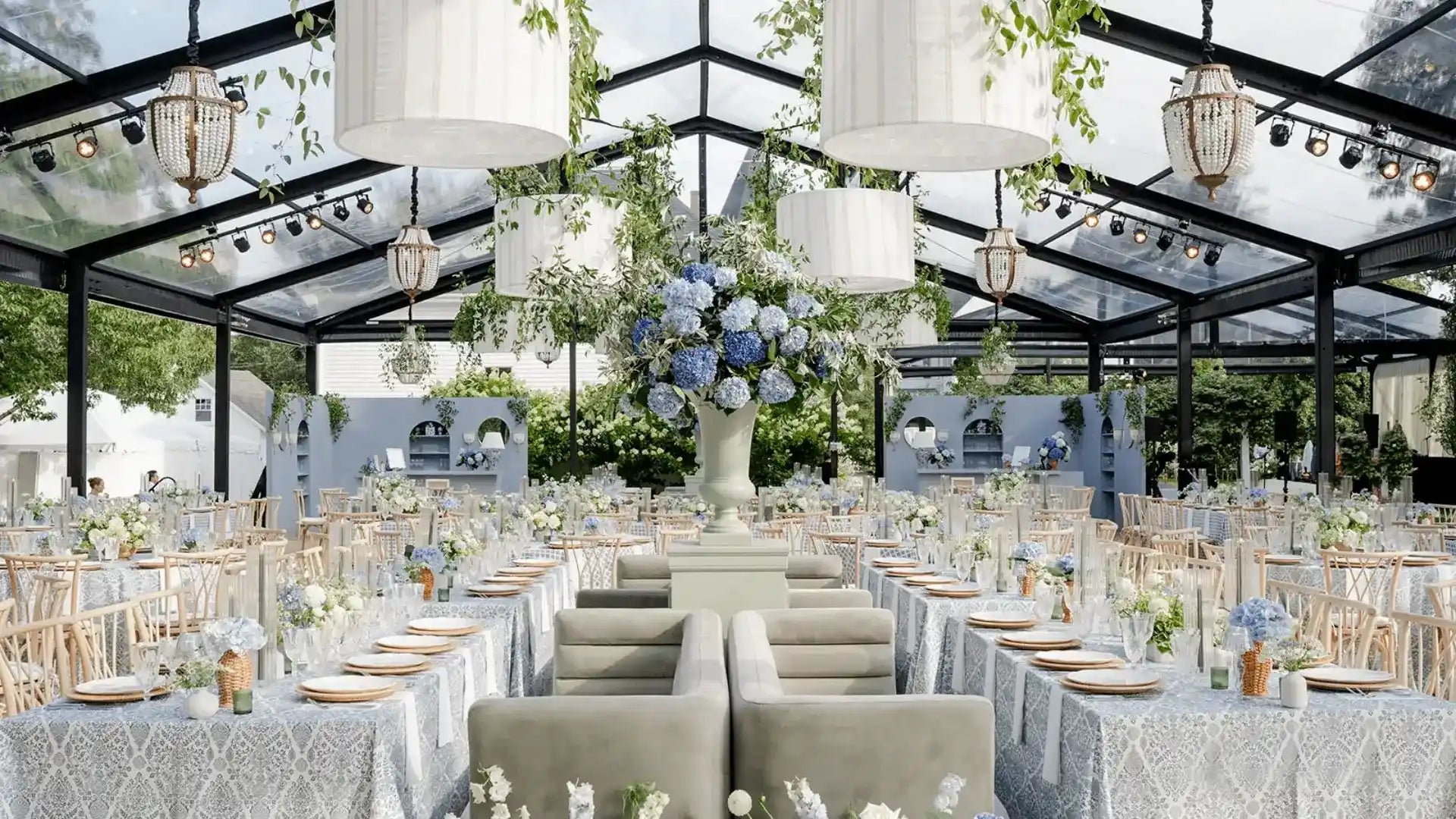 Glass Tent Wedding: Types, Benefits, & Limitations